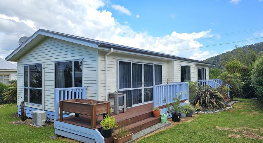  at 34 Hilton Street, Blackball, Grey, West Coast