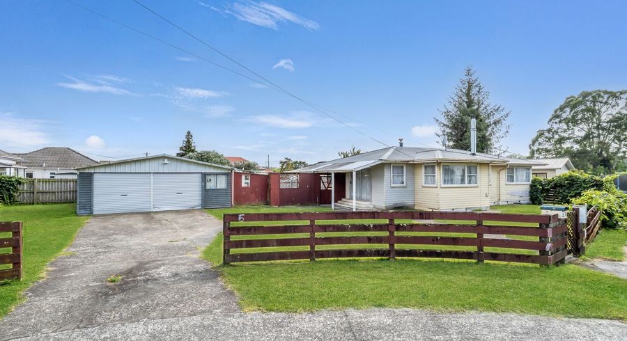 at 5 Kouma Place, Fairy Springs, Rotorua, Bay Of Plenty