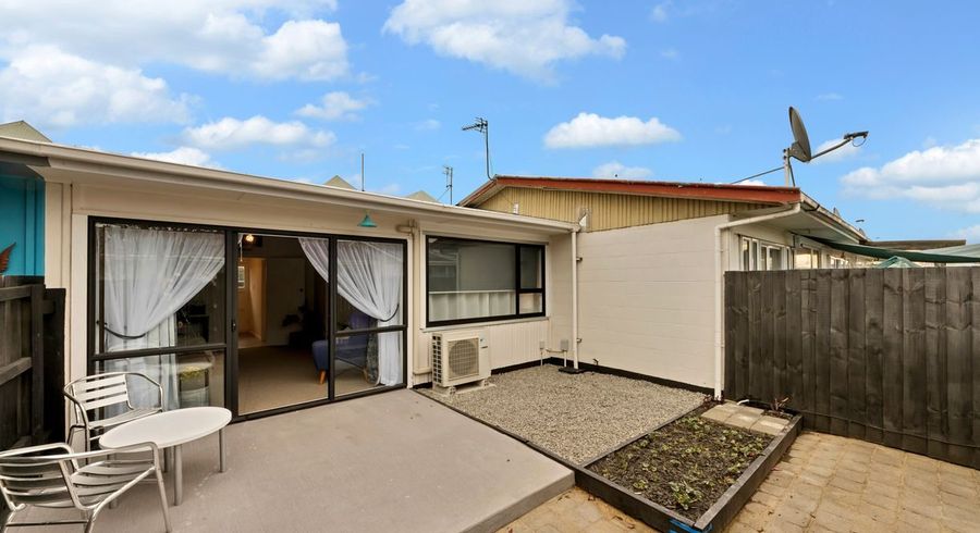  at 2/65 Champion Street, Edgeware, Christchurch City, Canterbury