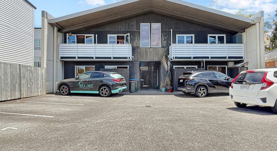  at 1C/60 Galway Street, Onehunga, Auckland