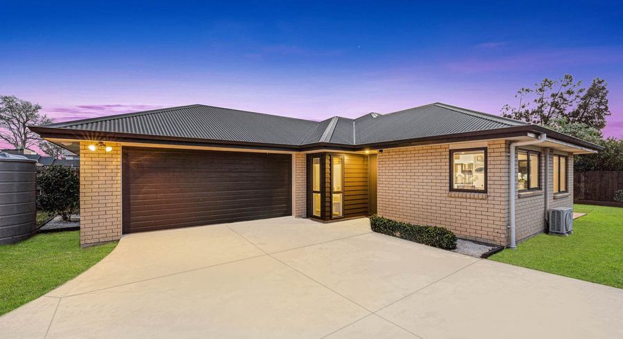  at 14 Mataoho Lane, Mangere East, Auckland