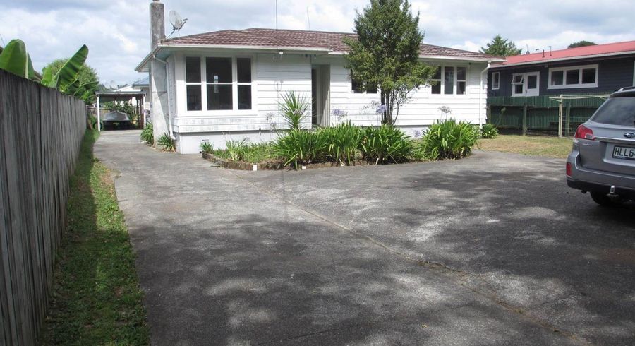  at 440 West Coast Road, Glen Eden, Waitakere City, Auckland