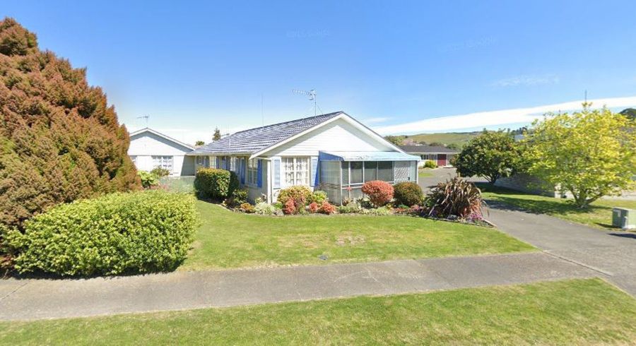  at 12 Oxford Street, Taradale, Napier