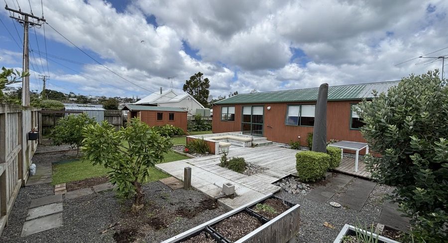  at 19 Laurence Street, Manly, Rodney, Auckland