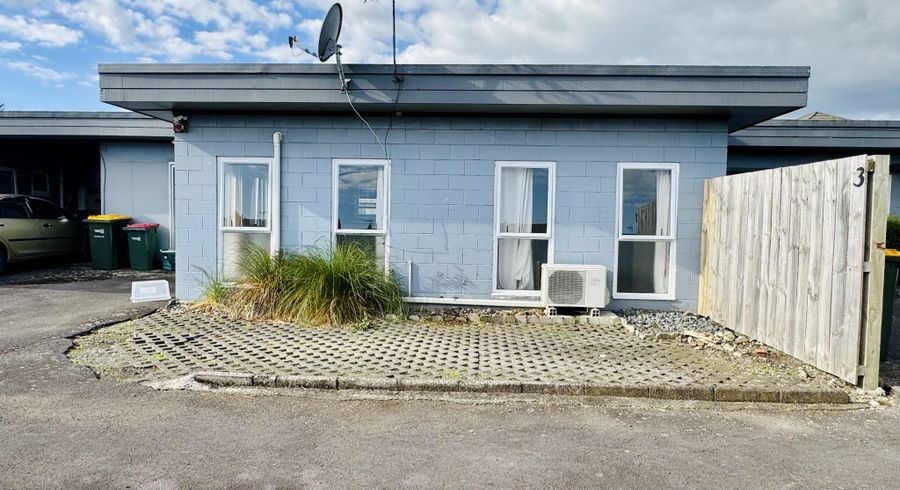  at 2/27 Berwyn Avenue, Takanini, Papakura, Auckland