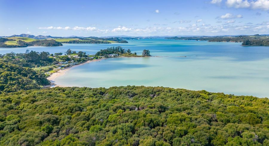  at 886 Purerua, Te Tii, Kerikeri