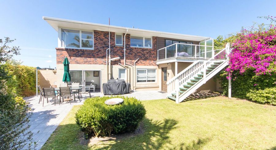  at 88 Exmouth Road, Northcote, Auckland