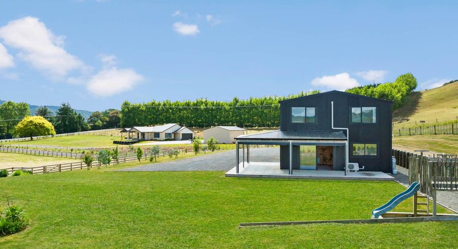  at 704 Paparimu Road, Papakura