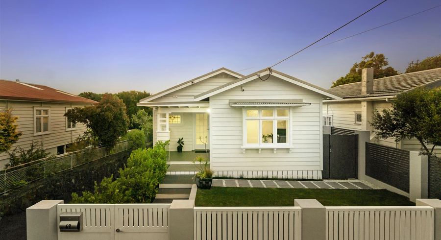  at 69 Pine Street, Mount Eden, Auckland