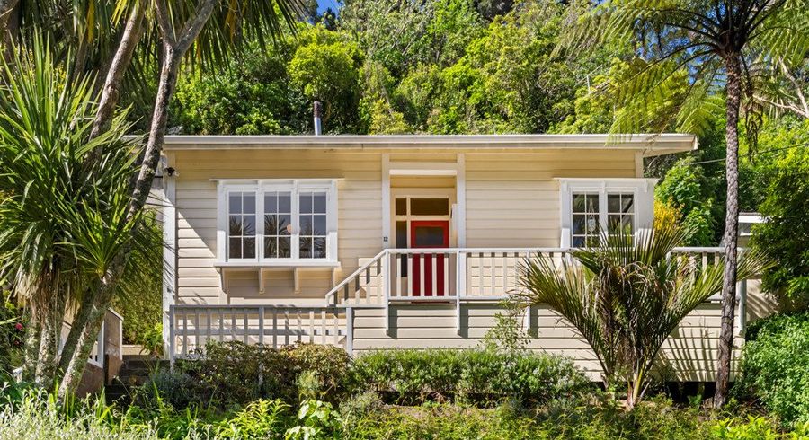  at 12 Governor Road, Northland, Wellington, Wellington