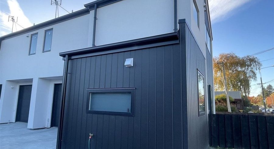  at 1/63 Waimairi Road, Upper Riccarton, Christchurch