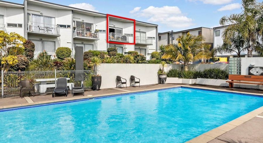  at 42/7 Kelvin Hart Drive, East Tamaki, Manukau City, Auckland