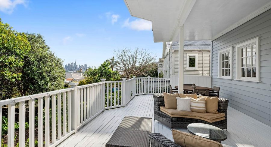  at 3/15A Kerr Street, Devonport, North Shore City, Auckland