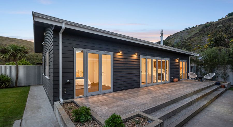  at 14 Whitfield Street, Sumner, Christchurch