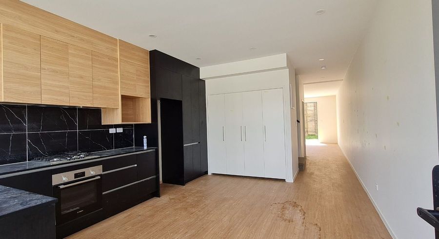  at 10  Stroom Street, Flat Bush, Manukau City, Auckland