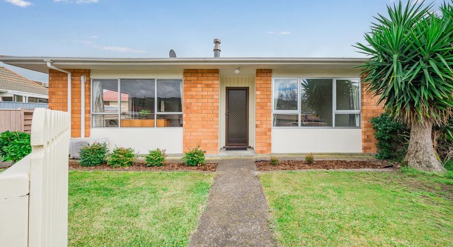  at 97a Hillcrest Road, Raumati Beach, Kapiti Coast, Wellington