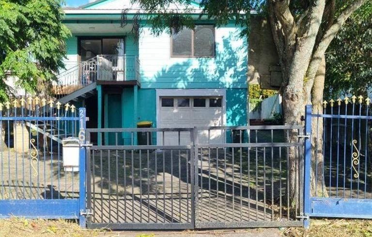 at 2/16 Taitimu Drive, Weymouth, Manukau City, Auckland