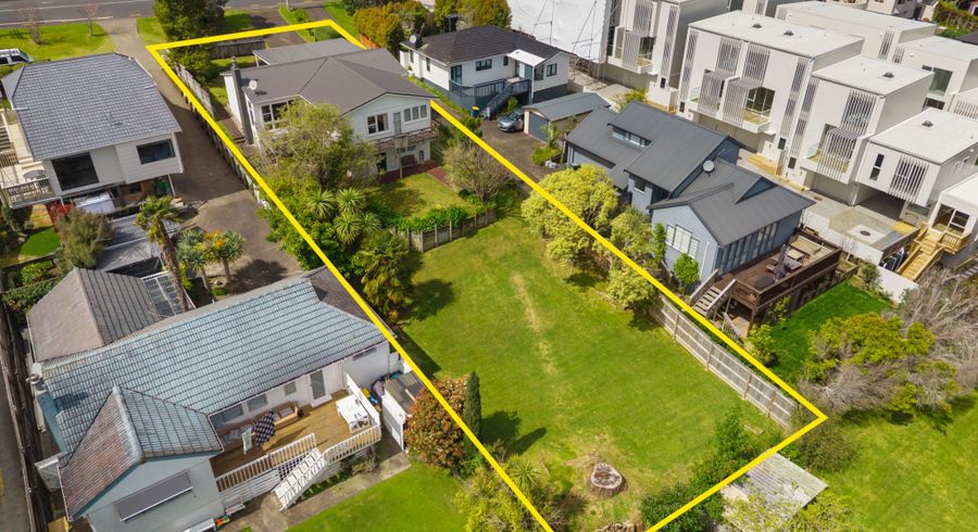  at 192 Forrest Hill Road, Forrest Hill, North Shore City, Auckland