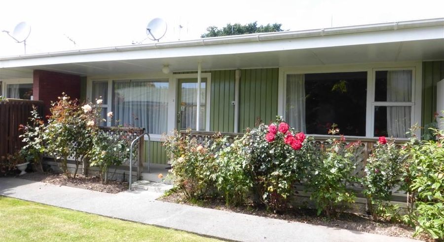  at 2/7a Curletts Road, Upper Riccarton, Christchurch City, Canterbury