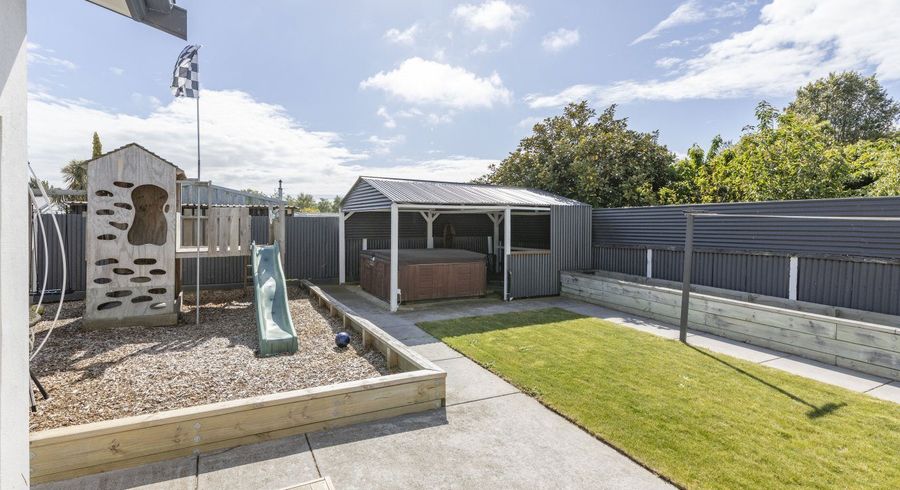  at 8 Savage Street, Kainga, Christchurch