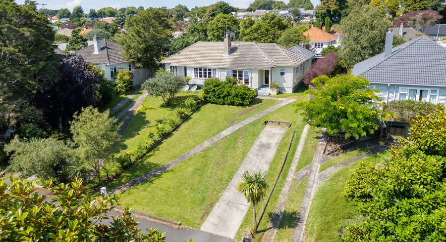  at 14 Plunket Terrace, Hamilton East, Hamilton, Waikato