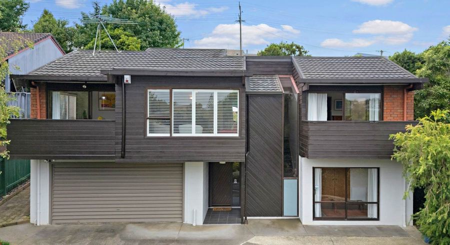  at 8 Jeanette Place, Mairangi Bay, North Shore City, Auckland