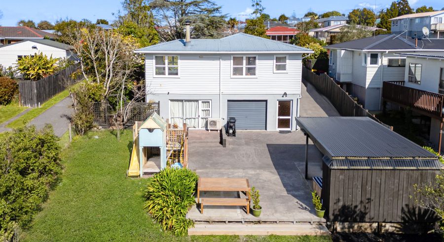  at 31 Bodi Place, Te Atatu South, Waitakere City, Auckland