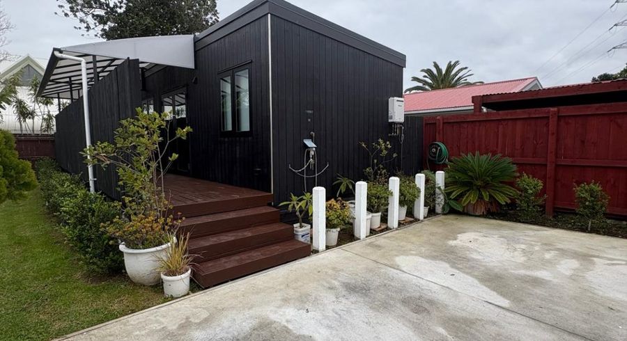  at 51 Favona Road, Mangere, Manukau City, Auckland