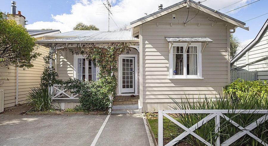  at 11 Cardwell Street, Onehunga, Auckland