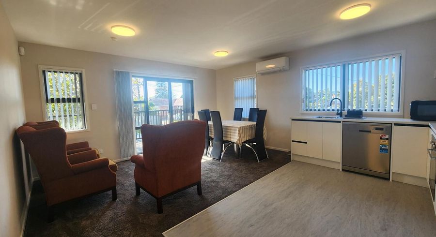  at 8/6 Hamlin Road, Mount Wellington, Auckland City, Auckland
