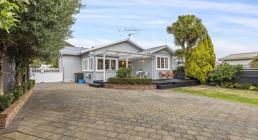  at 21 Riverside Drive, Waiwhetu, Lower Hutt, Wellington