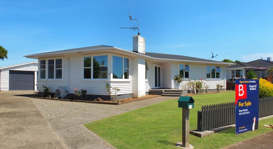  at 16 Mark Perreau Place, Foxton, Foxton