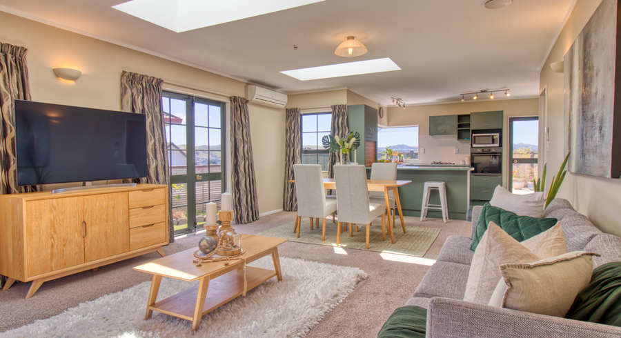  at 8 Peppertree Lane, Woodridge, Wellington