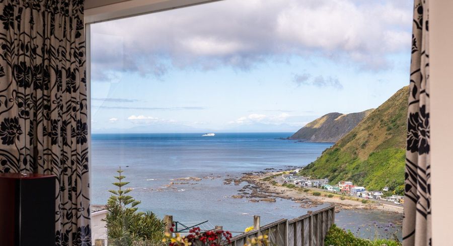 at 28 Welland Place, Island Bay, Wellington, Wellington