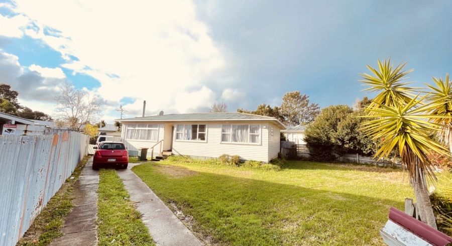  at 5 President Avenue, Papakura, Papakura, Auckland