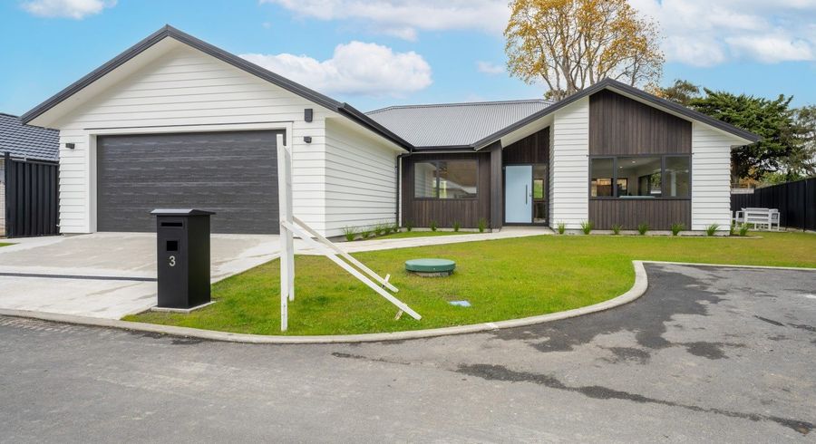  at 3 Nikau Lane, Timberlea, Upper Hutt