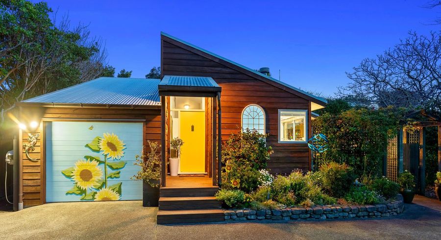  at 82 Te Moana Road, Waikanae Beach, Kapiti Coast, Wellington