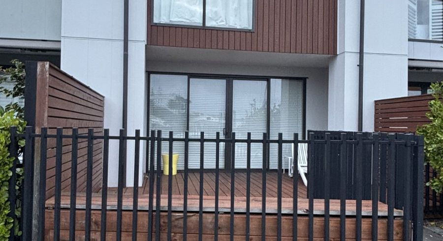  at 1a Paketai Lane, Beachlands, Manukau City, Auckland