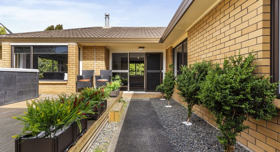 at 3 Voltaire Court, Botany Downs, Manukau City, Auckland