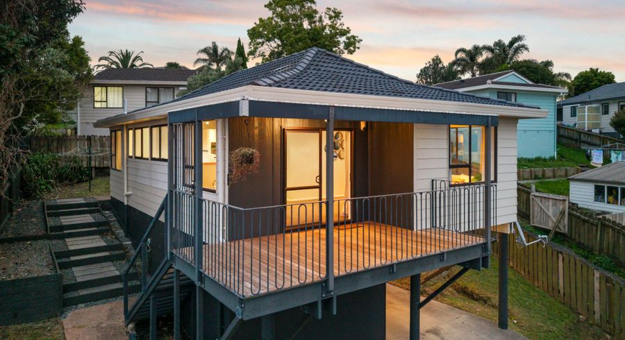  at 12 Halloran Place, Massey, Waitakere City, Auckland