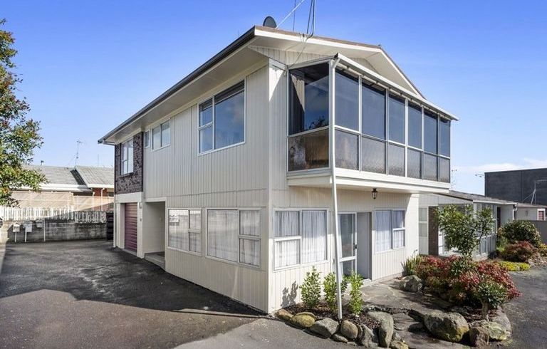  at 12F Radnor Street, Hamilton City Central, Hamilton, Waikato