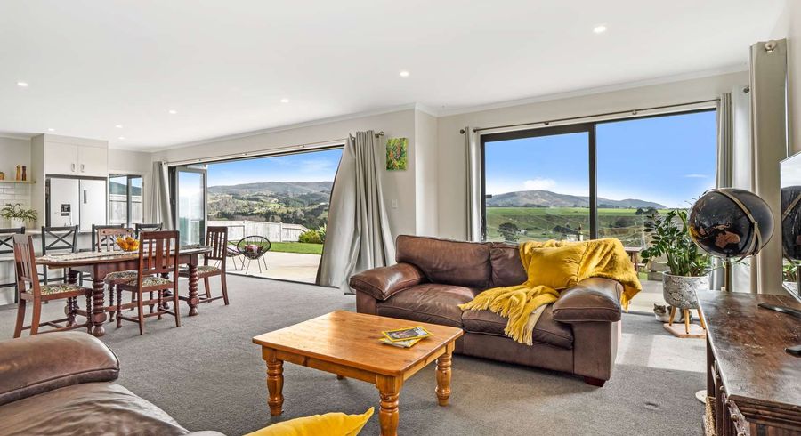  at 34 Varsity Heights, Fitzherbert, Palmerston North, Manawatu / Whanganui