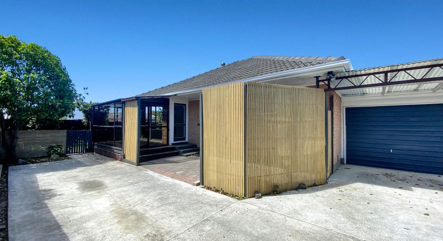  at 2/17 Philomel Street, North New Brighton, Christchurch