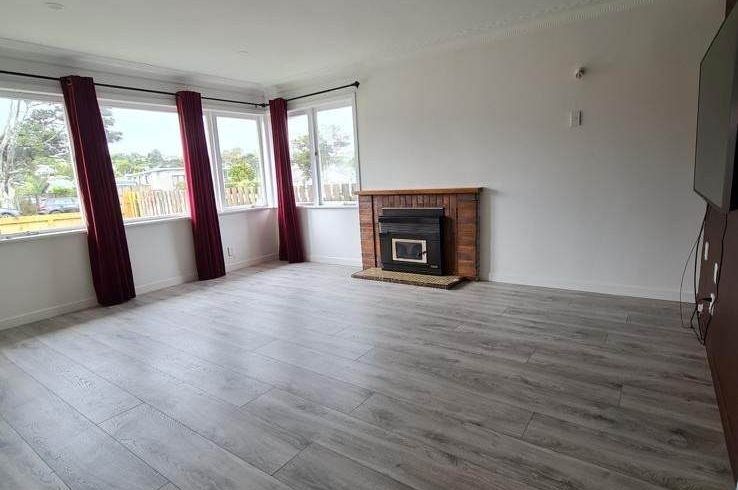  at 72 Godley Road, Green Bay, Waitakere City, Auckland