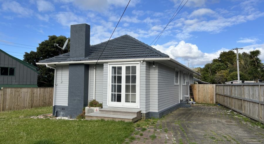  at 31 Paton Avenue, Te Atatu South, Waitakere City, Auckland
