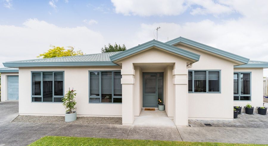  at 5 Jordan Way, Kelvin Grove, Palmerston North, Manawatu / Whanganui