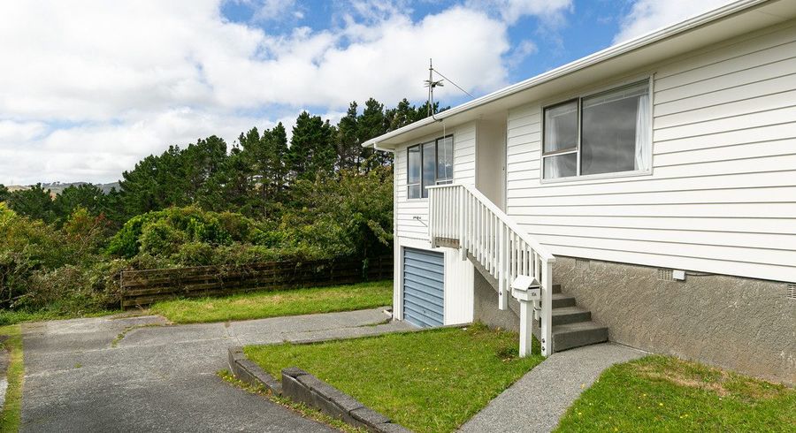  at 10A Kingsbridge Place, Newlands, Wellington, Wellington