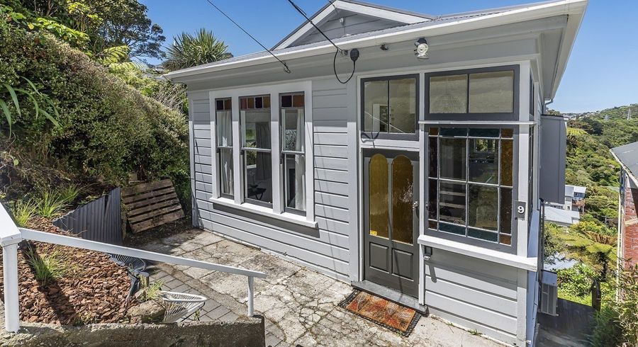  at 9 Plunket Street, Kelburn, Wellington, Wellington