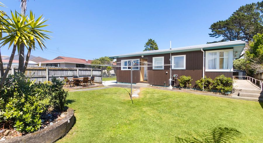  at 56 Connell Street, Blockhouse Bay, Auckland