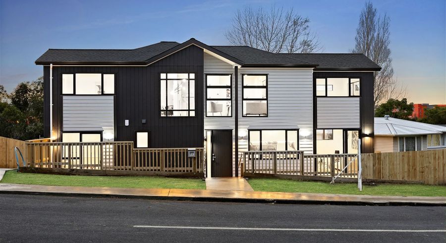  at 79A Bond Crescent, Forrest Hill, Auckland